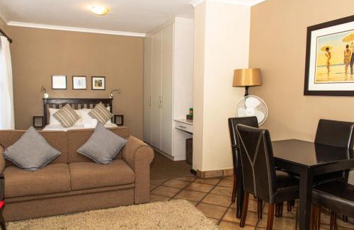Humewood House | Lalapanzi Guest Lodge