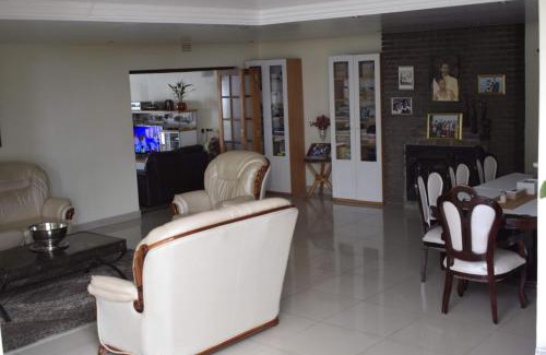 Greater Johannesburg Metropolitan Area House | Lalela House