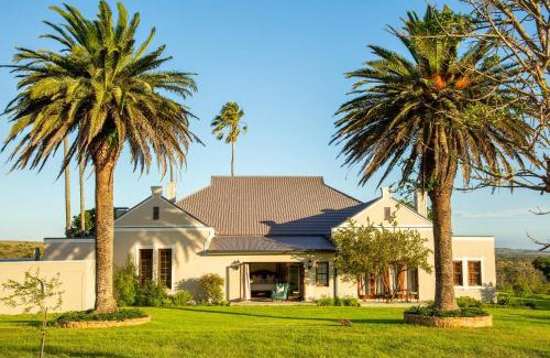 Grahamstown Villa | Lalibela Game Reserve - Mills Manor