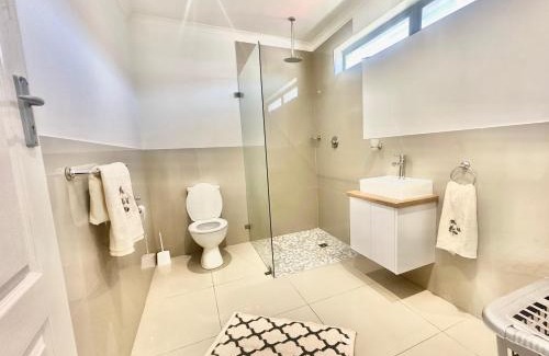 Cape Town Apartment | Lalla Cottages - Cape Town