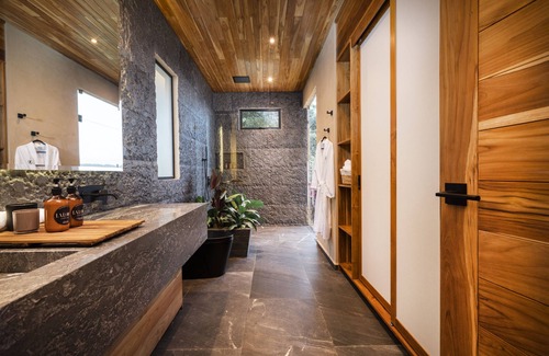 Carmen Hotel | LALOON Luxury Suites - Adults Only