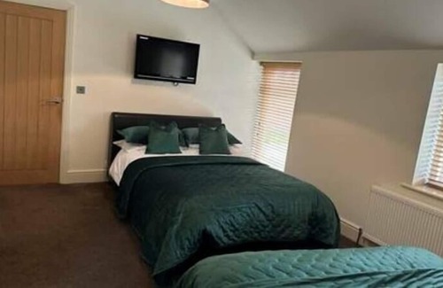 Storwood Cottage | Lamb's Pasture Cottage: Your Serene Retreat