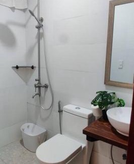 Pansol Villa | Lambana Villa - Casa Tropica Modern Villa