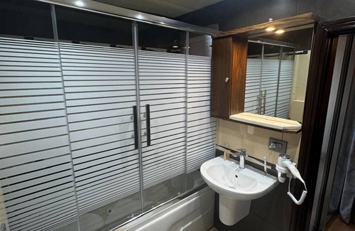 Haret Sakher Hotel | Lamedina Hotel