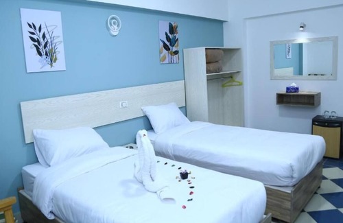 Sheraton Road -Sakkala Hotel | LAMIRA HOTEL