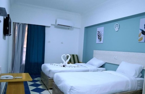 Sheraton Road -Sakkala Hotel | LAMIRA HOTEL