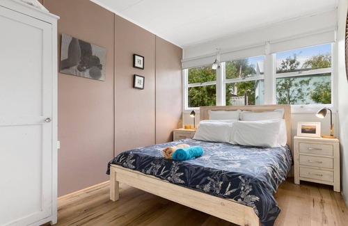 Bendalong House | Lamorna across from Washerwomans Beach