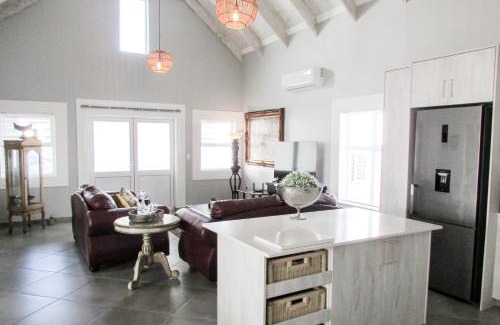 St. Helena Bay House | Lampies Bay Hideaway Close to the Shore