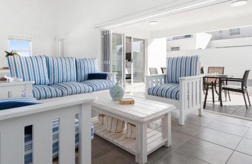 Stompneusbaai House | Lampiesbaai Beach House by Host Agents