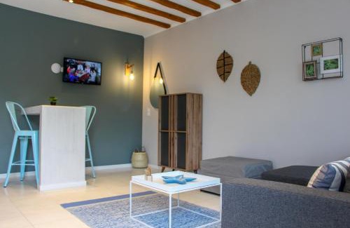 Thasos Town Hotel | Lamprini's Deluxe Studios