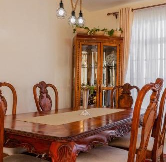 Nanyuki Villa | Lamuria Naetoi Villa