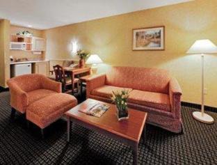Witmer Hotel | Lancaster Suites