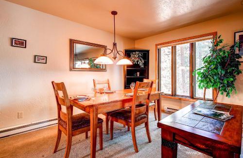 Warrior's Mark Apartment | Lances West 1 by Ski Country Resorts