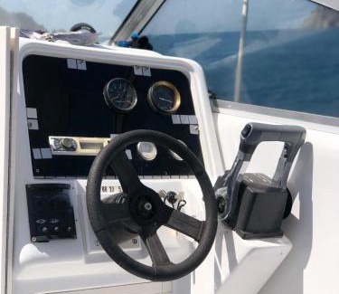 El Rodadero Boat Rental | lancha deportiva stand by me