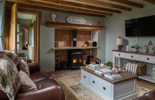Longnor House | Landcroft Barn