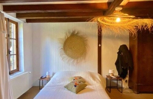 Sabres House | Landes manor house on airial with swimming pool
