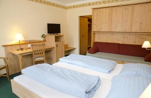 Puchberg Am Schneeberg Hotel | Landgasthof Hausmann
