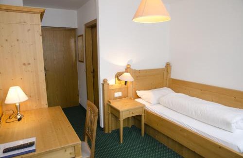 Puchberg Am Schneeberg Hotel | Landgasthof Hausmann