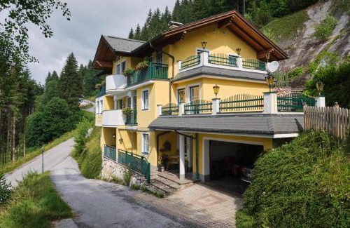 Filzmoos Apartment | Landhaus Gabriele