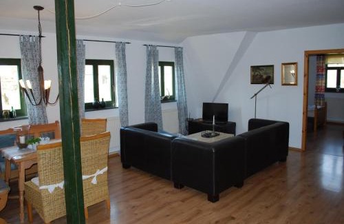 Dargun House | Landhaus mit Schwimmbad in Dargun, cleaning included