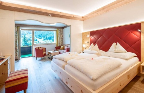 Bad Kleinkirchheim House | Landhaus Suite 150m² Long - Thermenwelt Hotel Pulverer