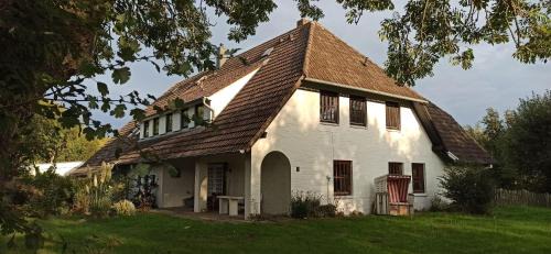 St. Peter-Ording Apartment | Landhaus-Sutje-Wolkenlos