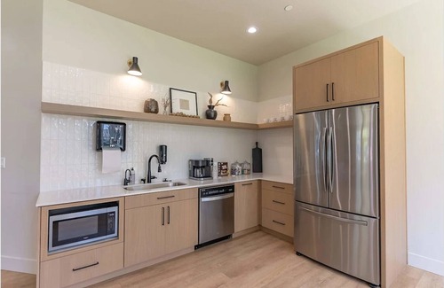 Molalla Apartment | Landing | Amazing 2BD, Clubhouse, Gym