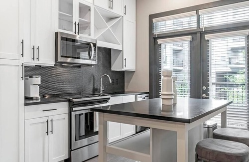North Decatur Apartment | Landing at Abberly Skye - Studio in North Decatur