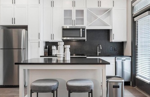 North Decatur Apartment | Landing at Abberly Skye - Studio in North Decatur