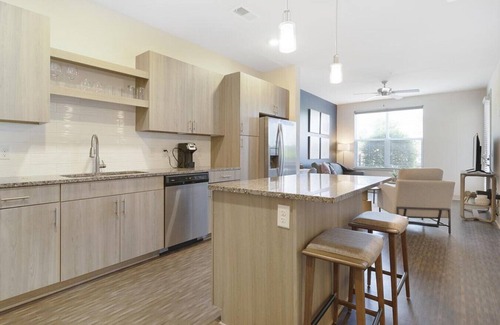 Waldron Apartment | Landing at Altitude 970 - 1 Bedroom in Parkdale Walden