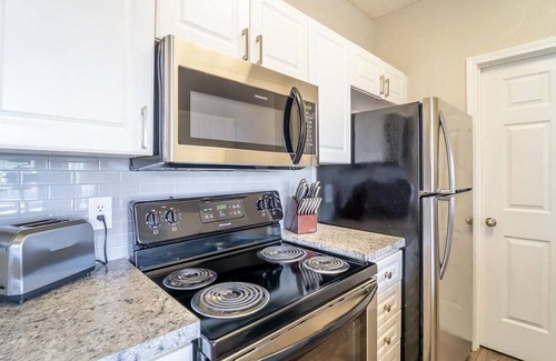 Greer Apartment | Landing at Avana Thornblade - 1 Bedroom in Downtown Greer