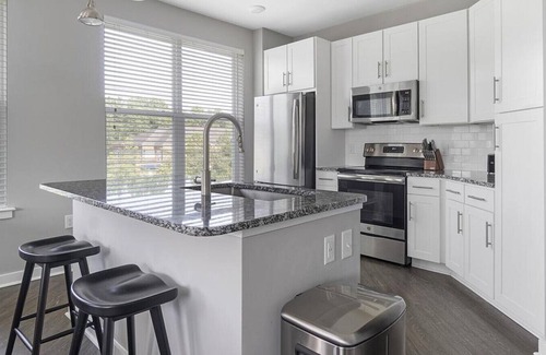 Chapel Hill Apartment | Landing at Blu on Farrington - 2 Bedrooms in Woodland Acres