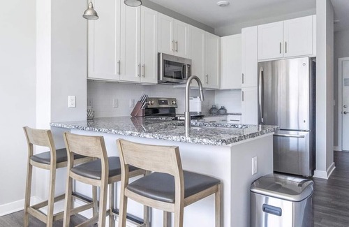 Chapel Hill Apartment | Landing at Blu on Farrington - 1 Bedroom in Woodland Acres