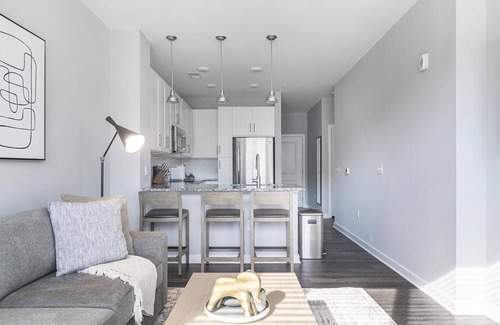 Chapel Hill Apartment | Landing at Blu on Farrington - 1 Bedroom in Woodland Acres