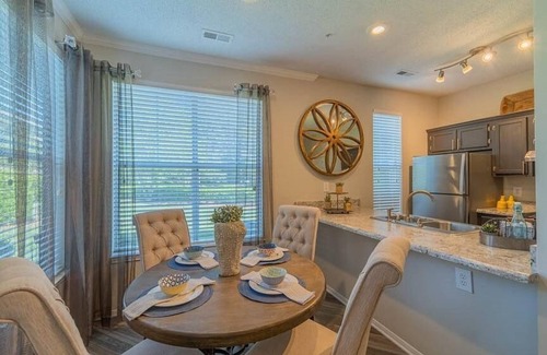 Woodland Hills Apartment | Landing at Brassfield Park Apartments - 1 Bedroom in North Greensboro