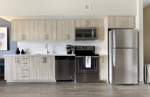 Northwest Portland Apartment | Landing at Bridgetown Lofts - 1 Bedroom in Northwest Portland