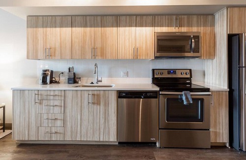 Northwest Portland Apartment | Landing at Bridgetown Lofts - 1 Bedroom in Northwest Portland