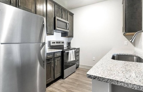 Dickinson Apartment | Landing at Catalon at Lago Mar - Phase II - 1 Bedroom in Downtown Texas City
