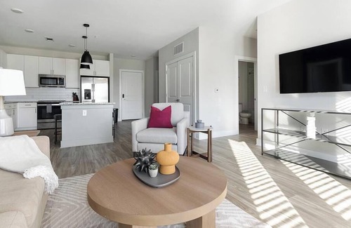 Matthews Apartment | Landing at Chestnut Farm - 2 Bedrooms in Stallings