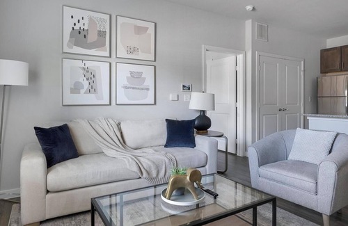 Dallas Apartment | Landing at Clark Ridge Canyon - 1 Bedroom in Da.