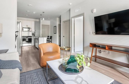 Springfield Apartment | Landing at Corner on Main - 1 Bedroom in Spring.