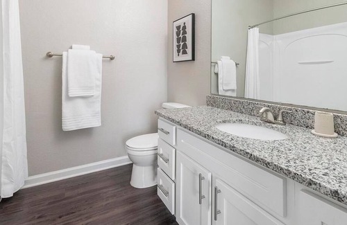 Hyde Park Apartment | Landing at Eden's Edge - 2 Bedrooms in Southwest Jacksonville