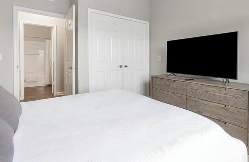 Hyde Park Apartment | Landing at Eden's Edge - 2 Bedrooms in Southwest Jacksonville