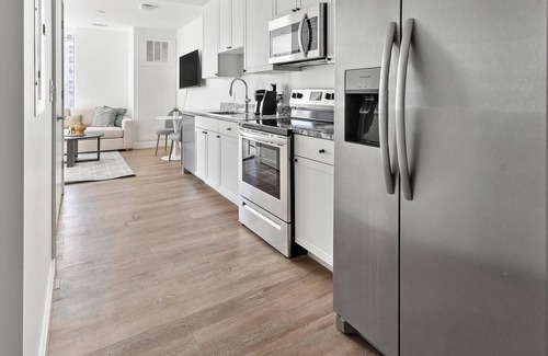 Greektown Historic District Apartment | Landing at eXchange - Studio in Downtown Detroit