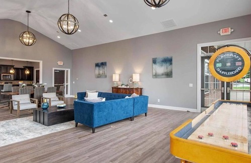 Lexington Apartment | Landing at Forty 57 Apartment Homes - 3 Bedrooms in Downtown Lexington