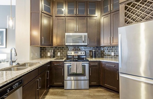 Vickery Meadow Apartment | Landing at Galleries at Park Lane - 1 Bedroom in Vickery Meadow