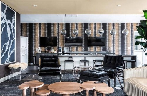 Vickery Meadow Apartment | Landing at Galleries at Park Lane - 1 Bedroom in Vickery Meadow