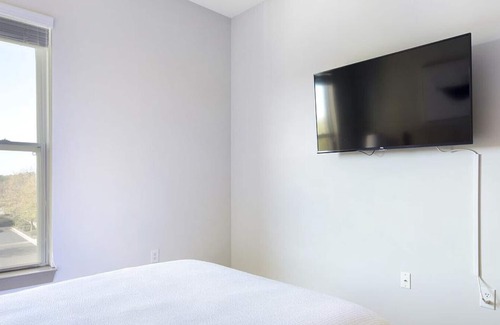 Morrisville Apartment | Landing at Grace Park - 2 Bedrooms in Grace Park