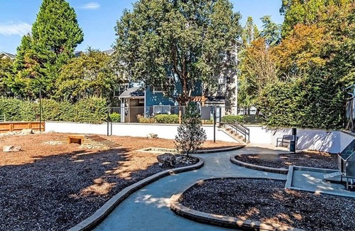 North Druid Hills Apartment | Landing at Hawthorne North Druid Hills - 2 Bedrooms in Lavista Park