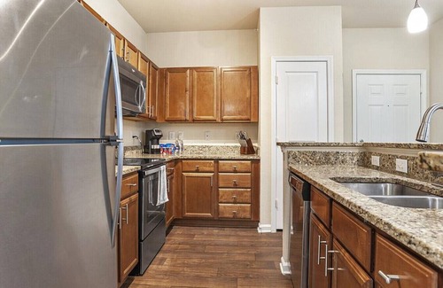 Mint Hill Apartment | Landing at Hawthorne at the Greene - 3 Bedrooms in Bradfield Farms
